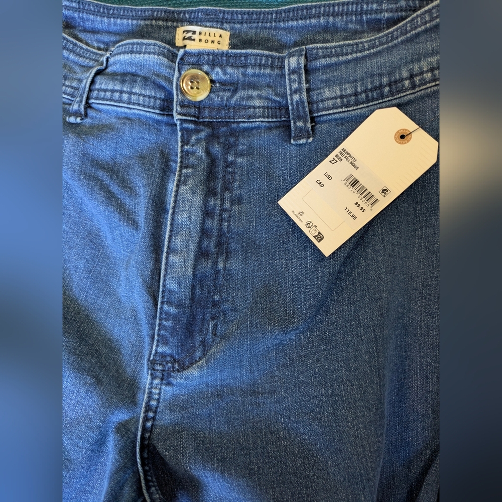 Billabong Women's Free Fall Cropped Jeans - Picture 8 of 11